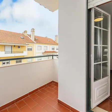 Papoa House * Peniche