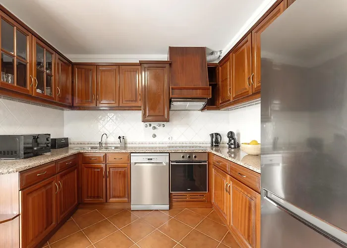 Papoa House Vila Peniche